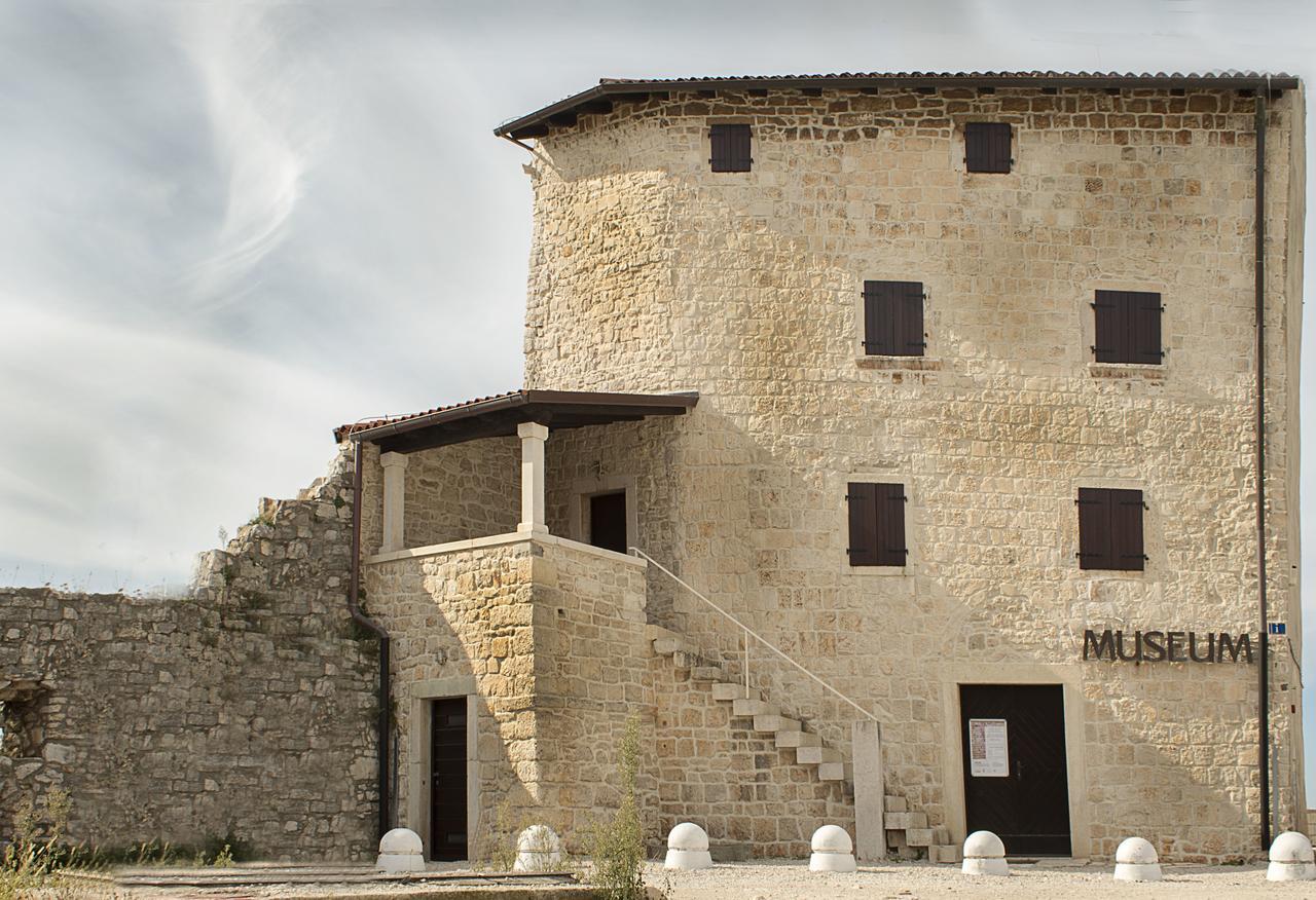 Apartment Old Town Umag Exterior foto