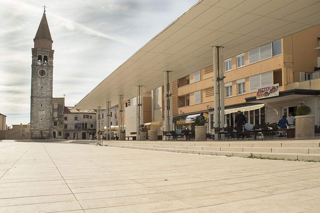 Apartment Old Town Umag Exterior foto